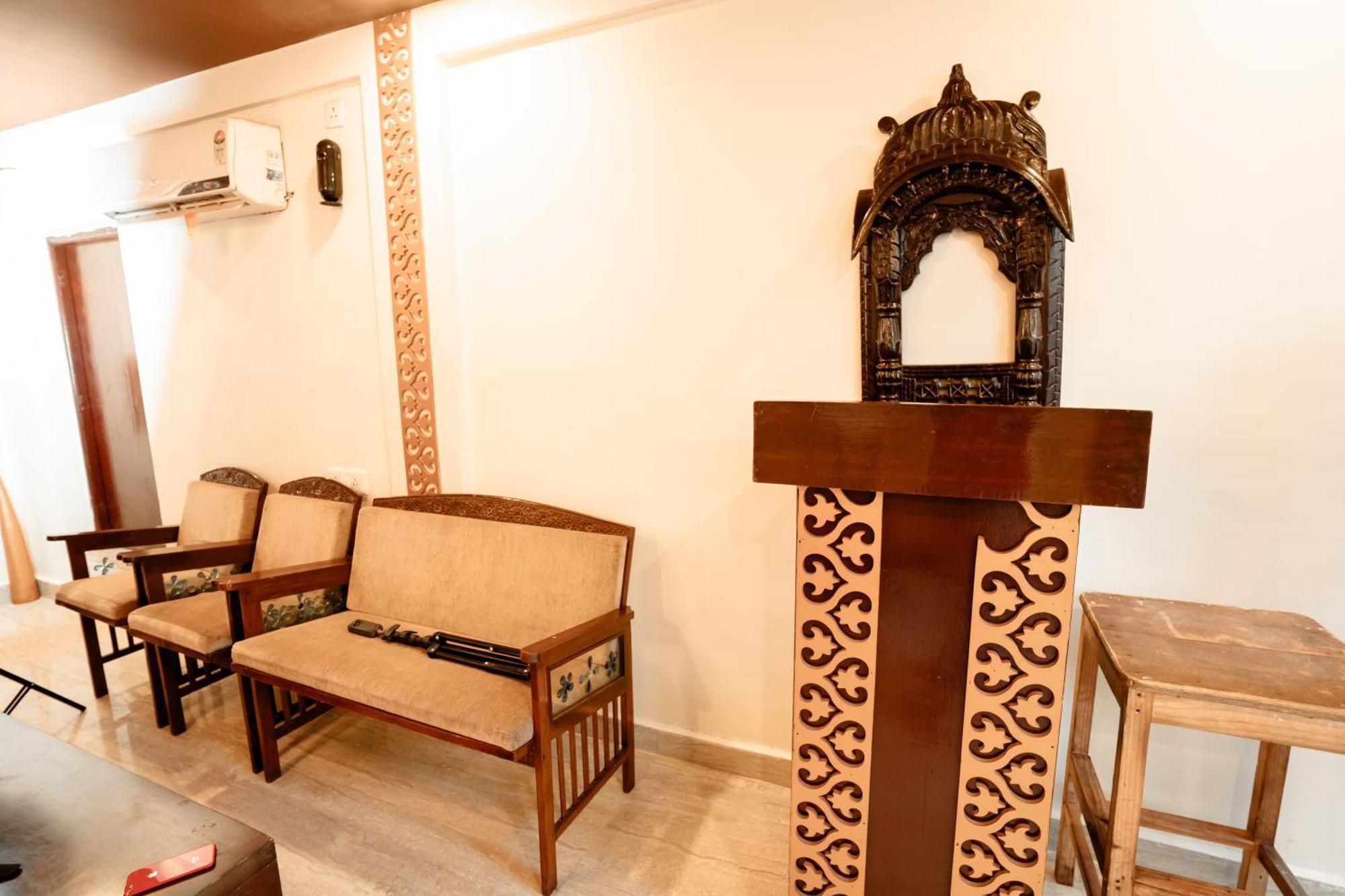 Sinon Baga Retreat Hotel Exterior photo